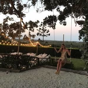 Meet your Posher, Antonia